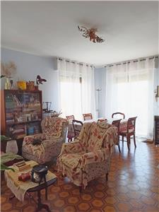 Rif. 073 - Apartamento con tre camere e due bagni